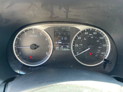 Used 2020 Nissan Kicks S FWD image 10