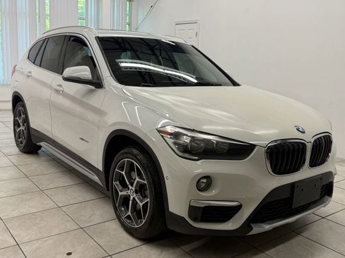 Used 2018 BMW X1 xDrive28i AWD/4WD image 1
