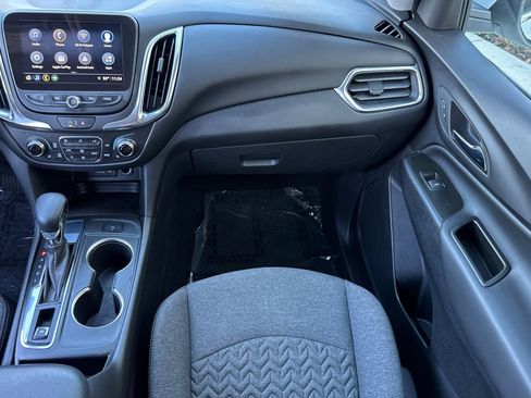 Used 2023 Chevrolet Equinox LT image 28