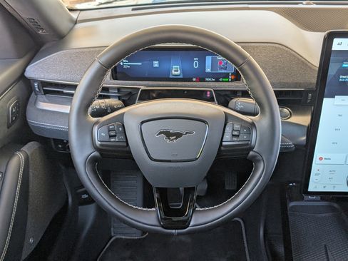 Used 2025 Ford Mustang Mach-E GT image 25