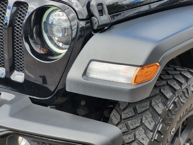 Used 2023 Jeep Wrangler Unlimited Sport AWD/4WD image 5