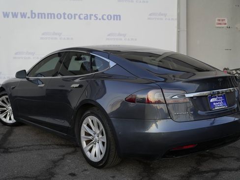 Used 2017 Tesla Model S 75D image 4