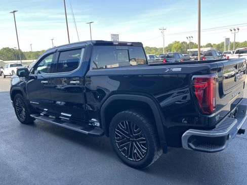 Used 2019 GMC Sierra 1500 SLT w/ SLT Premium Plus Package AWD/4WD image 6