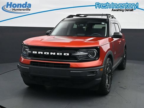 Used 2022 Ford Bronco Sport Outer Banks w/ Tech Package AWD/4WD image 3