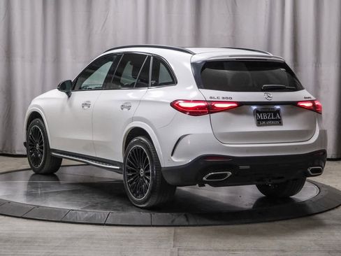 Used 2023 Mercedes-Benz GLC 300 4MATIC w/ AMG Line image 2