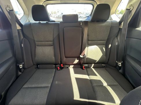 Used 2025 Nissan Rogue SV AWD/4WD image 39