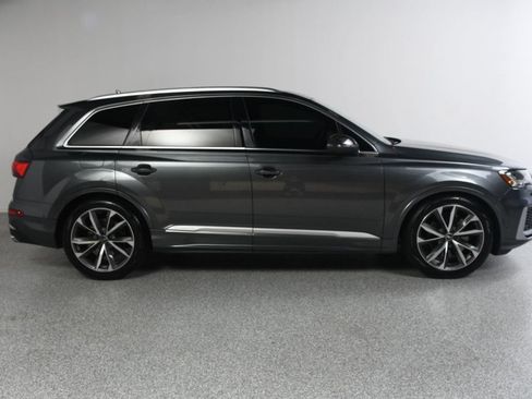 Used 2021 Audi SQ7 Premium Plus AWD/4WD image 4