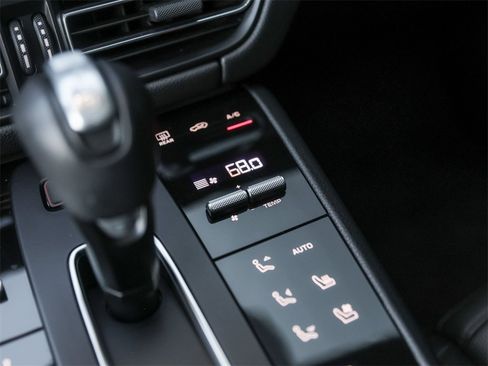 Used 2024 Porsche Macan S image 27