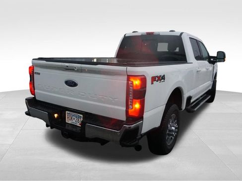 Used 2024 Ford F250 Lariat w/ FX4 Off-Road Package AWD/4WD image 3