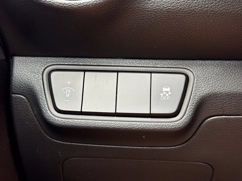 Used 2024 Kia Forte LXS FWD image 10