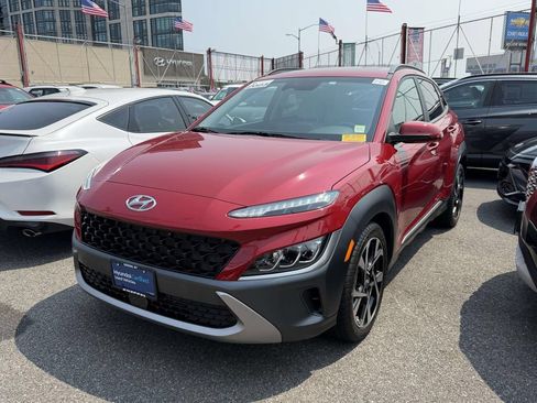 Certified 2023 Hyundai Kona Limited AWD/4WD image 4