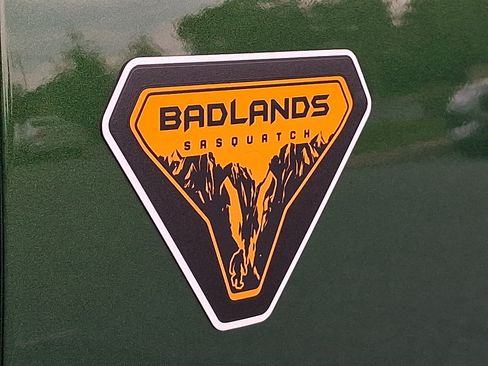Used 2024 Ford Bronco Badlands AWD/4WD image 32