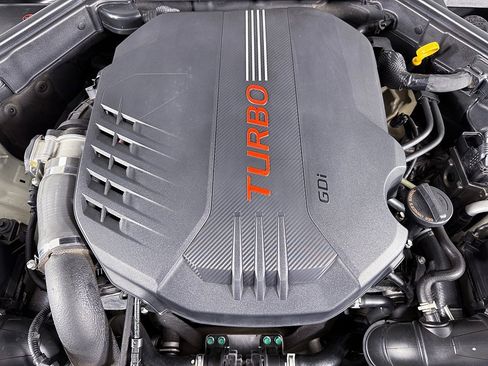 Used 2019 Kia Stinger GT1 image 17