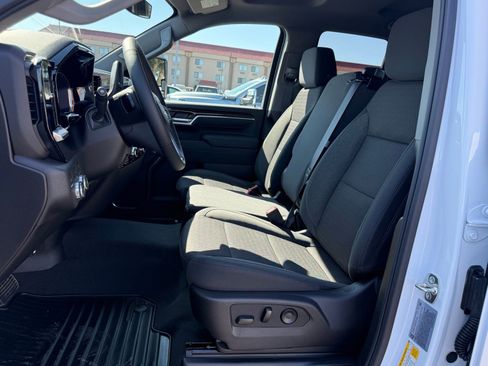 New 2026 GMC Sierra 2500 SLE AWD/4WD image 23