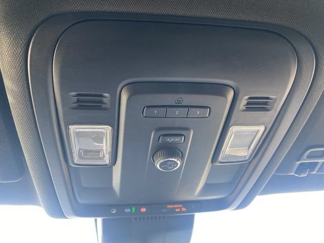 Used 2023 Chevrolet Suburban LT AWD/4WD image 25