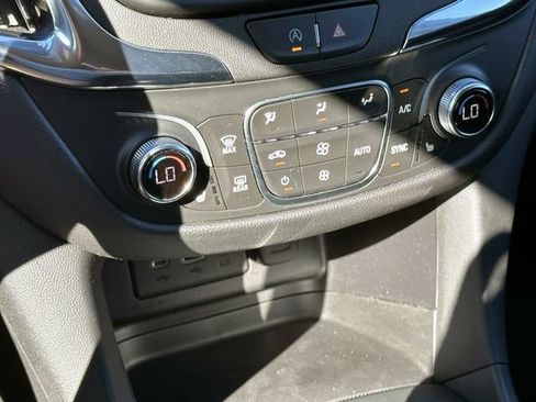 Used 2024 Chevrolet Equinox LT w/ LPO, Floor Liner Package image 28