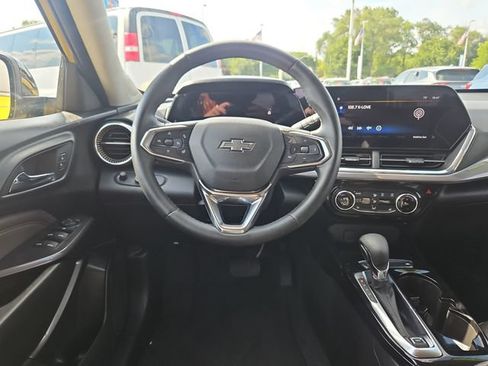 Used 2025 Chevrolet Trax ACTIV w/ Driver Confidence Package FWD image 14