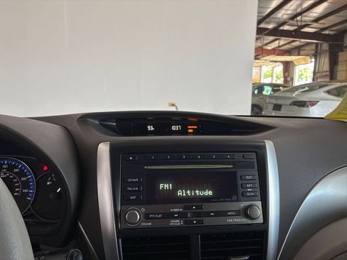 Used 2010 Subaru Forester 2.5X Premium AWD/4WD image 15