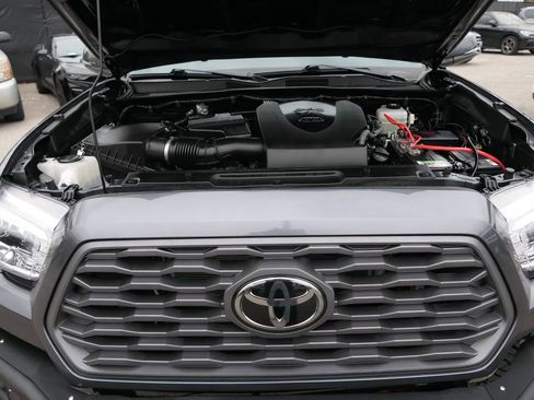 Used 2021 Toyota Tacoma TRD Off-Road image 26
