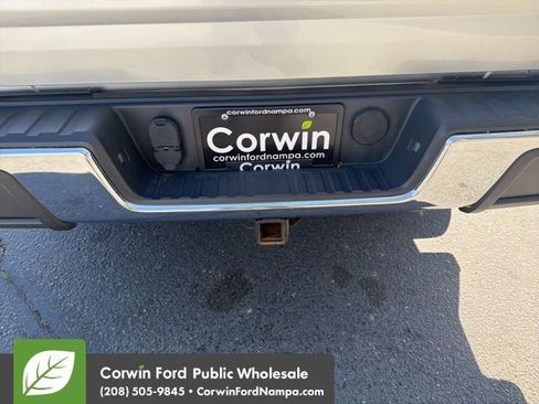 Used 2015 GMC Canyon SLE AWD/4WD image 11