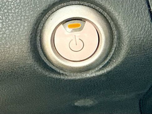 Used 2013 Nissan Leaf SV w/ LED & Quick Charge Pkg FWD image 32