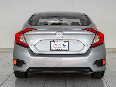 Used 2018 Honda Civic LX image 7