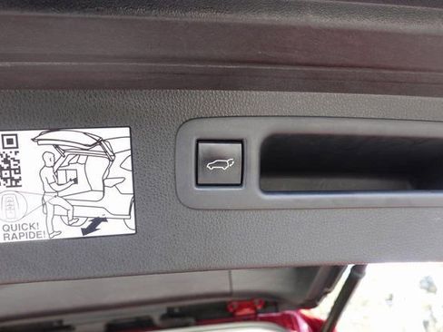 Used 2022 Toyota Highlander Limited image 33