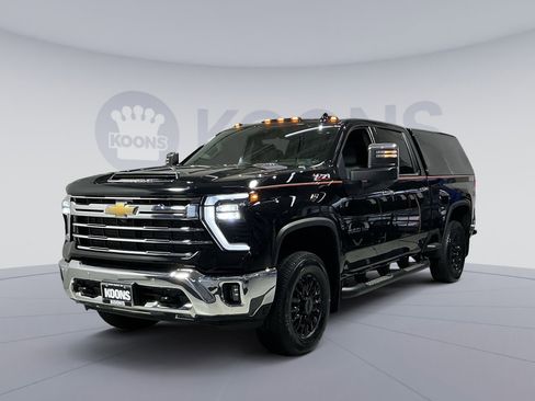 Used 2024 Chevrolet Silverado 2500 LTZ w/ LTZ Plus Package image 1