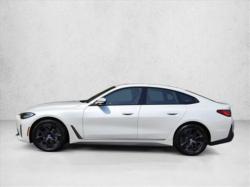 Used 2023 BMW i4 eDrive40 RWD image 11