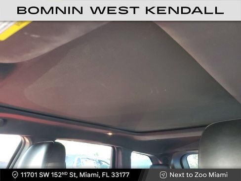 Used 2021 Jeep Grand Cherokee Limited w/ Luxury Group II image 25