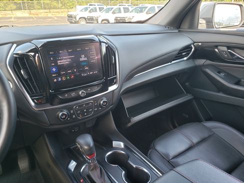 Used 2023 Chevrolet Traverse RS w/ LPO, Floor Liner Package FWD image 24