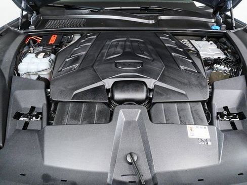 Certified 2024 Porsche Cayenne Turbo GT AWD/4WD image 35