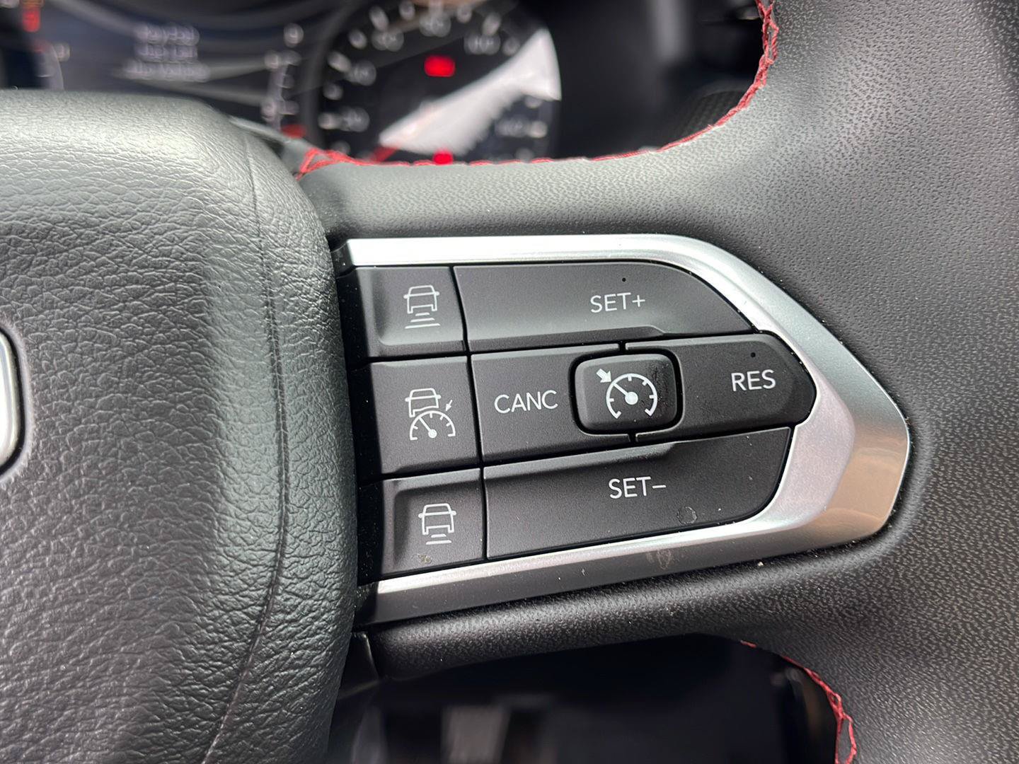 Used 2023 Jeep Compass Trailhawk AWD/4WD image 22
