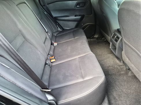 Used 2024 Nissan Rogue S FWD image 24