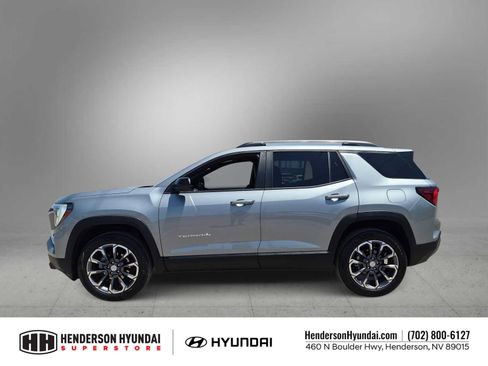Used 2025 GMC Terrain Elevation w/ Elevation Premium Package AWD/4WD image 5