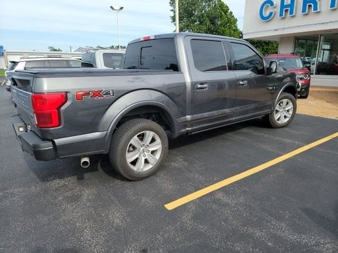 Used 2018 Ford F150 Platinum w/ Equipment Group 701A Luxury AWD/4WD image 3