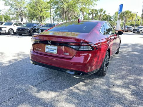 Used 2024 Honda Accord Touring image 6