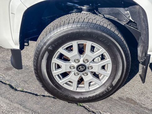 Certified 2024 Toyota Tacoma SR5 image 11