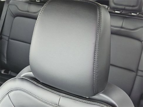 New 2026 Lincoln Corsair Premiere image 14