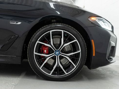 Used 2023 BMW 530e xDrive 530e xDrive Plug-In Hybrid w/ Executive Package image 43