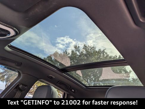 Used 2020 Porsche Macan image 23