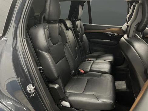 Used 2021 Volvo XC90 T8 Inscription Expression w/ Advanced Package image 32
