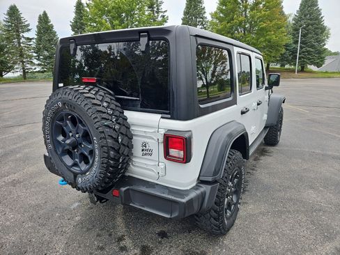Used 2023 Jeep Wrangler Unlimited w/ Cold Weather Group AWD/4WD image 6