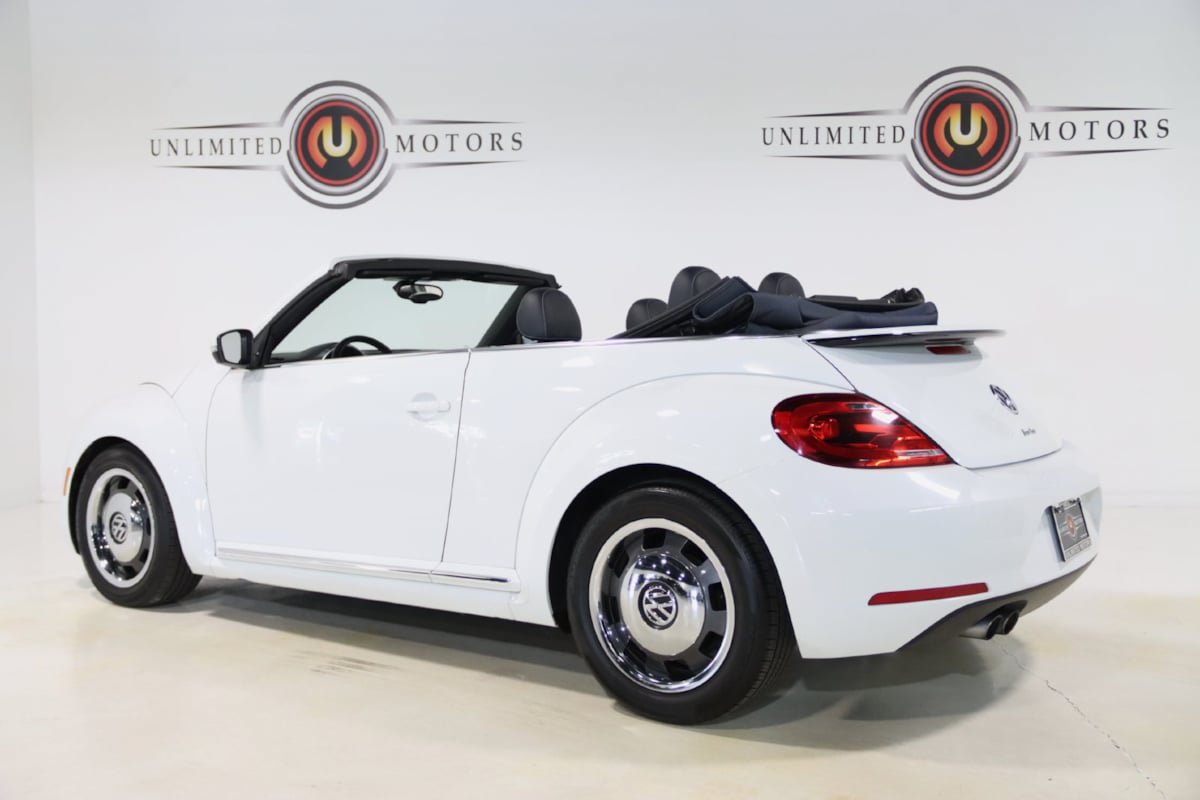 Used 2016 Volkswagen Beetle 1.8T Denim FWD image 3