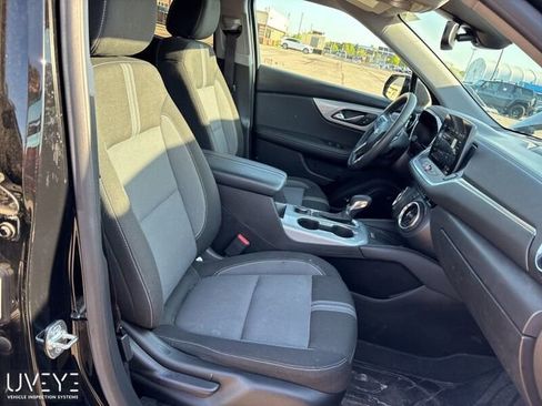 Used 2023 Chevrolet Blazer LT w/ Convenience Package FWD image 8