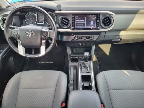 Used 2020 Toyota Tacoma SR5 RWD image 23