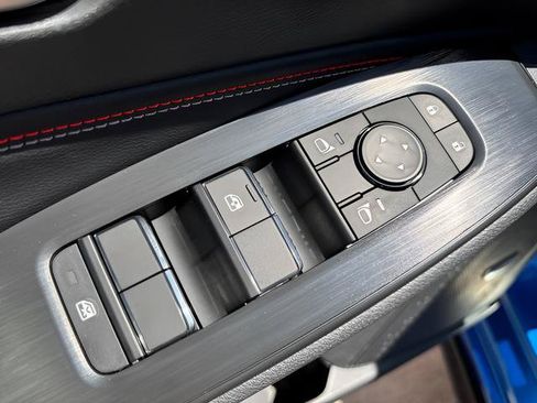 New 2026 Nissan Sentra SR w/ SR Premium Package FWD image 10