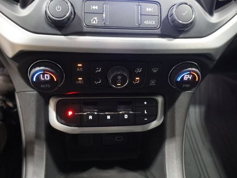 Used 2023 GMC Acadia SLT w/ Elevation Edition AWD/4WD image 30