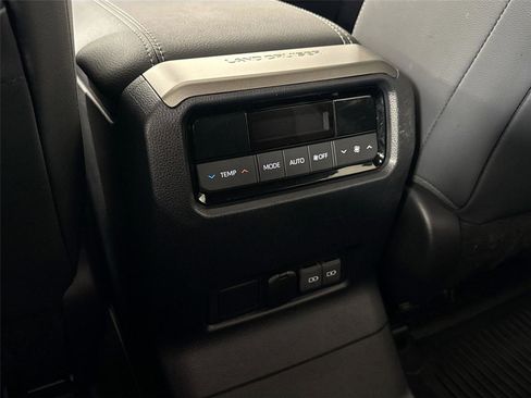 Certified 2024 Toyota Land Cruiser image 34