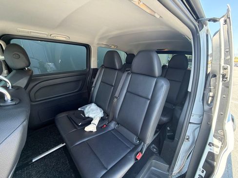 Used 2023 Mercedes-Benz Metris Passenger image 7